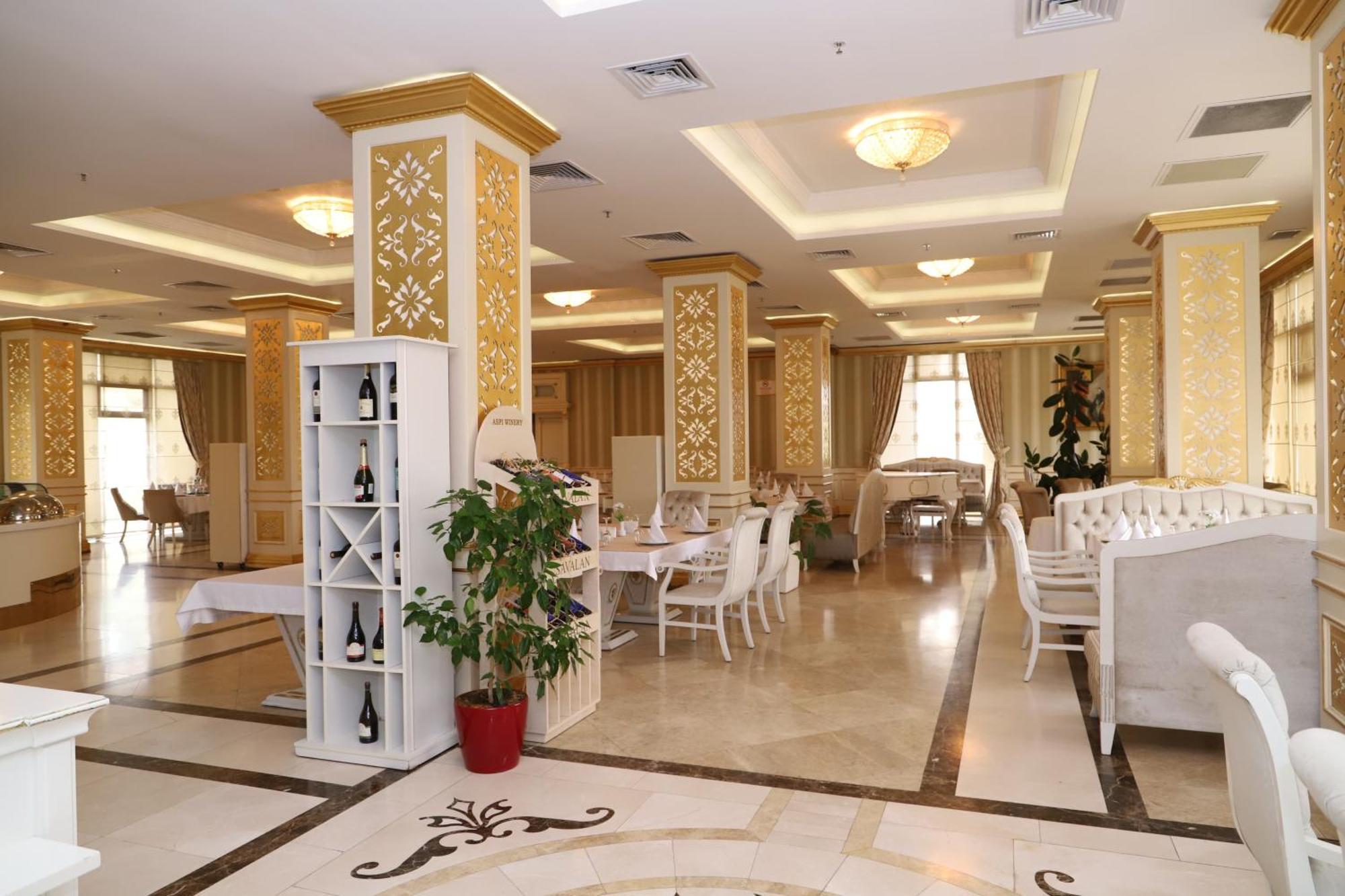 Ayan Palace Hotel Tovuz Esterno foto